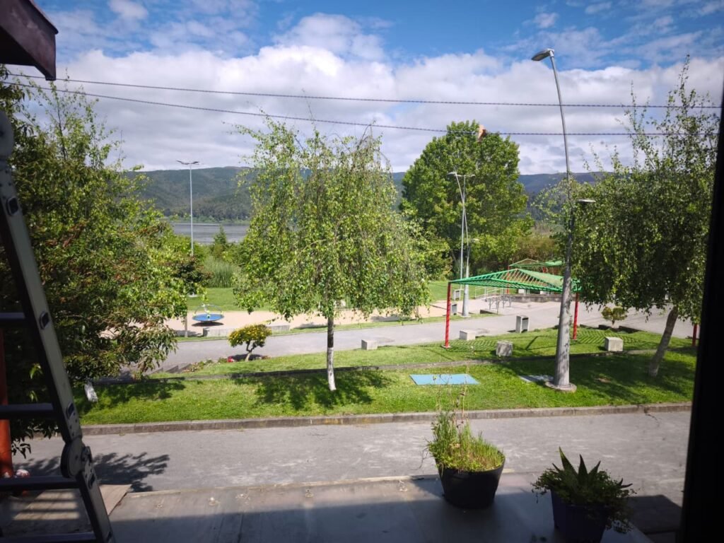 Ambiente del Parque Ribera Biobío después de dejar de ser un basural y ser una zona verde para Chiguayante